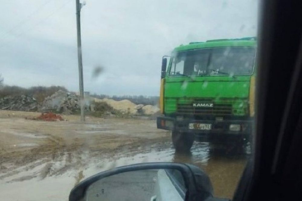 Свалка продолжает разрастаться в Артемовских лугах Нижегородской области