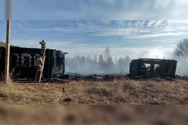 10 строений сгорели во время пожара в селе Вторусское Арзамасского района