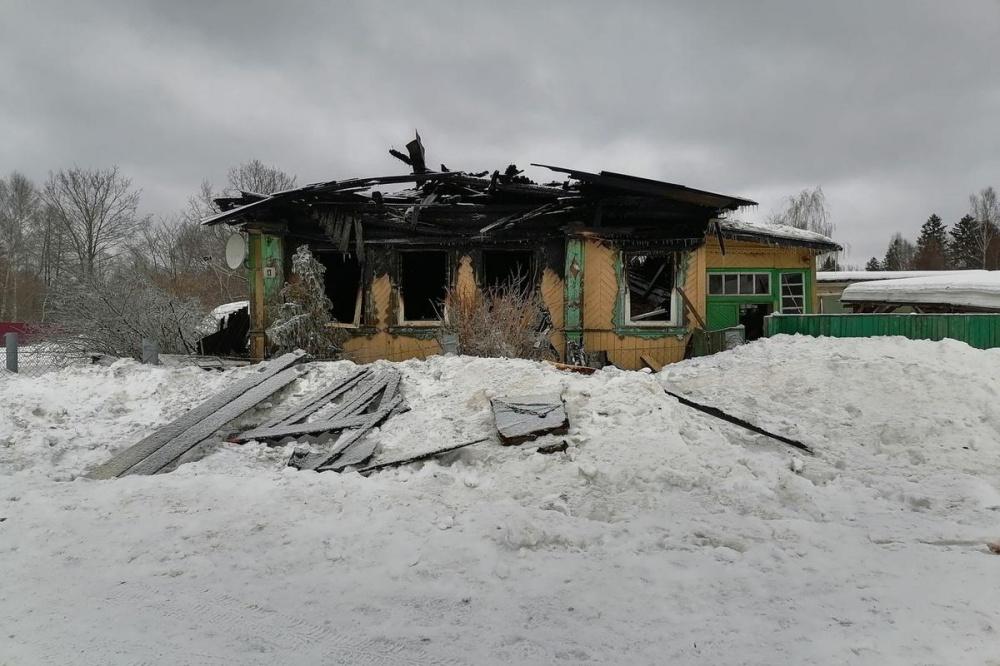 Женщина избежала уголовного наказания за пожар в чужом доме в Нижегородской области