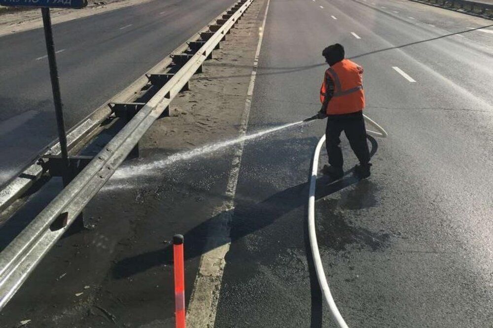 Работа в рамках месячника по благоустройству ведется в Нижнем Новгороде круглосуточно