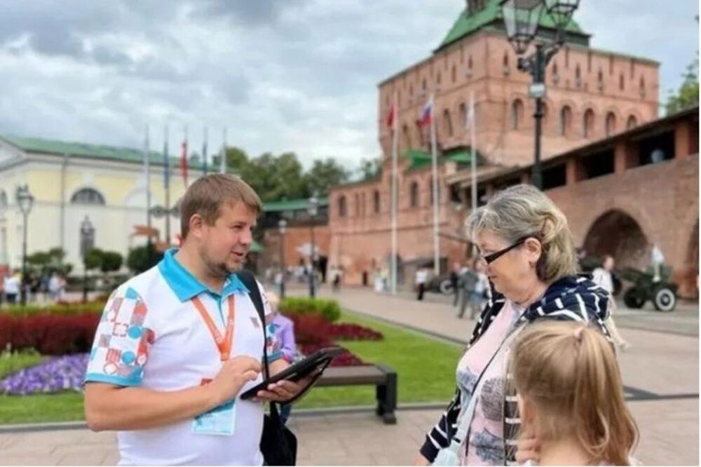 Фото Услуги 5 гидов-координаторов в Нижегородском кремле обойдутся властям в 1,8 млн рублей - Новости Живем в Нижнем