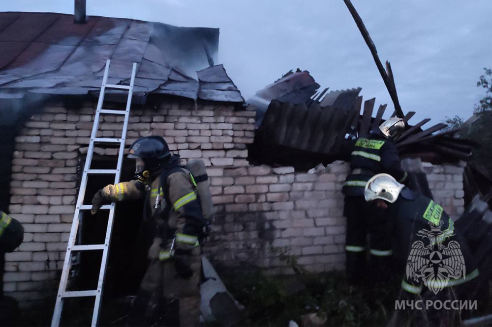 Смертельный пожар в Нижегородской области: мужчина погиб в своем доме