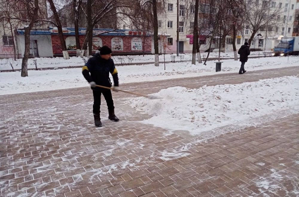 Около 400 единиц техники вышли на уборку снега в Нижнем Новгороде