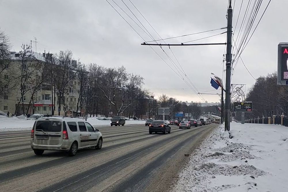 Четыре автомобиля столкнулись на проспекте Гагарина в Нижнем Новгороде 3 января