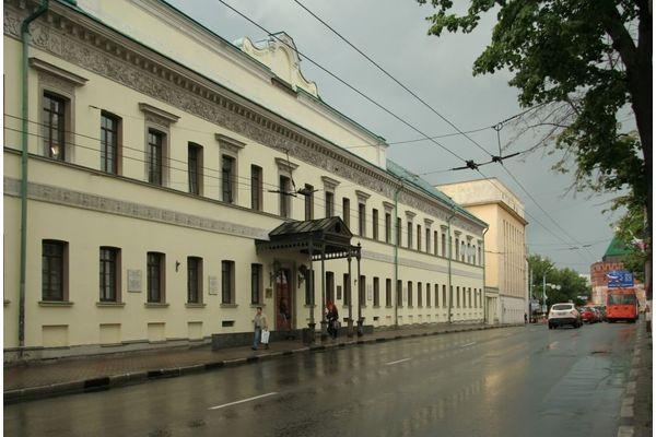 Выставка путеводителей и туристических схем пройдет в областной библиотеке имени Ленина