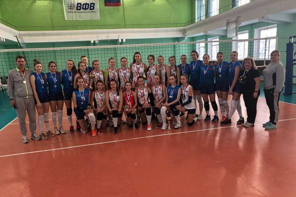 Нижегородские спортсменки заняли первое место в полуфинале Первенства России по волейболу