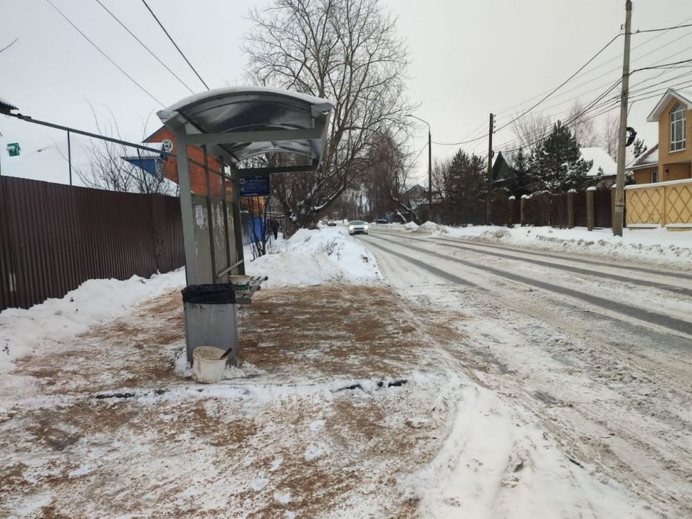 Дорожные службы Нижнего Новгорода вышли на ночную уборку снега