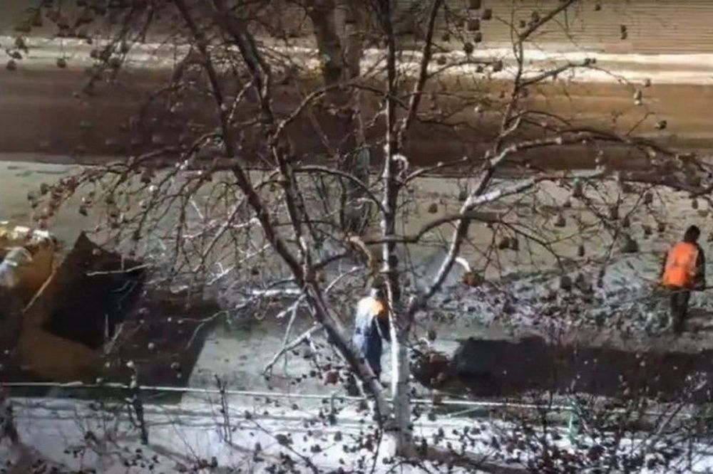 Власти объяснили укладку асфальта на снег на улице Полтавской в Нижнем Новгороде