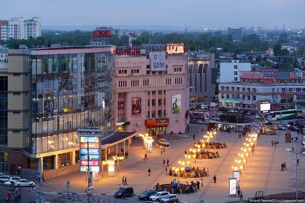 Площадь Революции в Нижнем Новгороде благоустроят к декабрю 2021 года