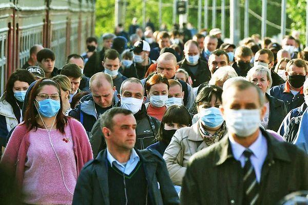 Врач-иммунолог заявил об окончании эпидемии коронавируса в России