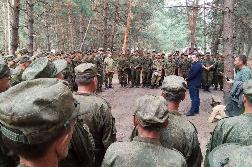 Губернатор Глеб Никитин приехал в зону СВО и встретился с нижегородскими бойцами