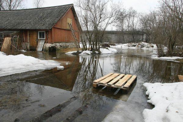 Спасатели напомнили нижегородцам правила поведения во время паводка