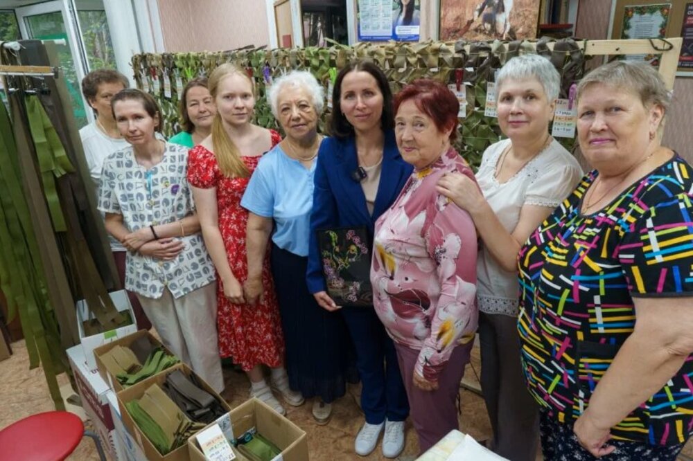 Нижегородские волонтеры сплетут маскировочные сети для участников СВО