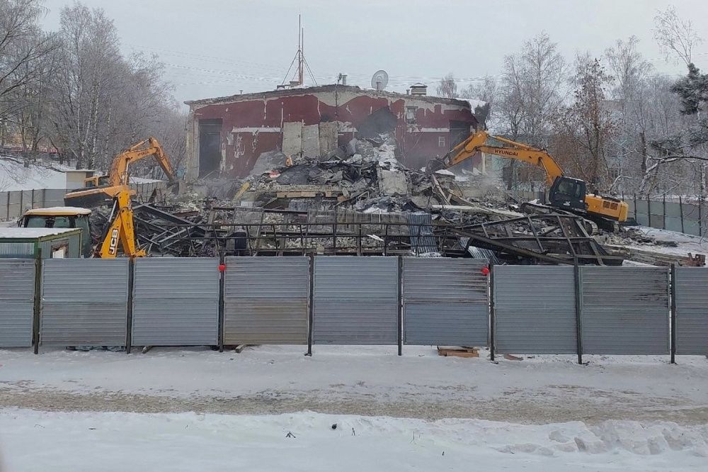 Демонтаж кинотеатра «Электрон» стартовал в Нижнем Новгороде 