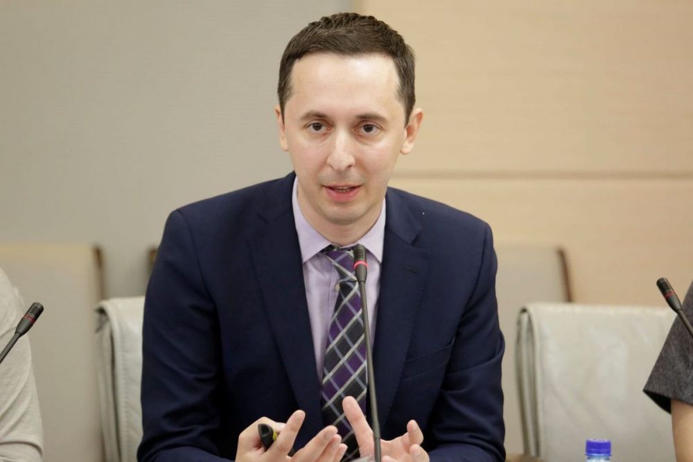 Мелик-Гусейнов опроверг слухи об отказе в медпомощи пациентам без QR-кода