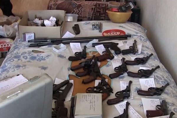 33 единицы оружия и свыше 2000 патронов изъяли у жителя Канавинского района