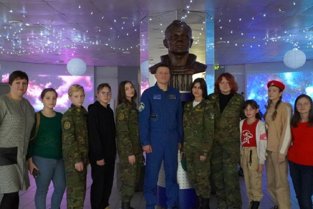 Герой-космонавт Сергей Кудь-Сверчков рассказал нижегородским школьникам о жизни на космическом корабле