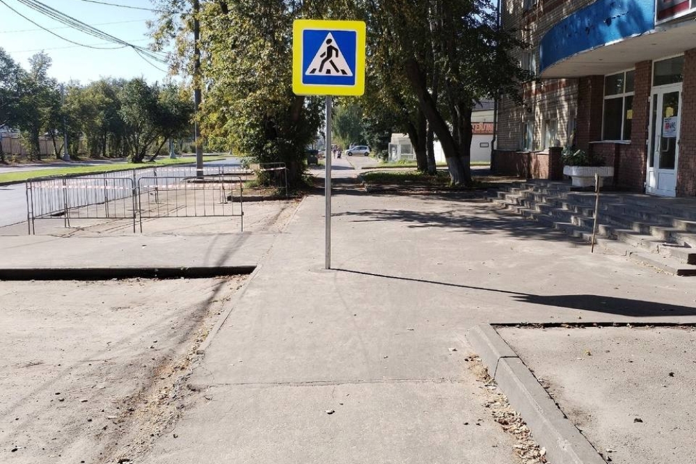 Фото Место для удара головой появилось в Нижнем Новгороде благодаря дорожным рабочим - Новости Живем в Нижнем