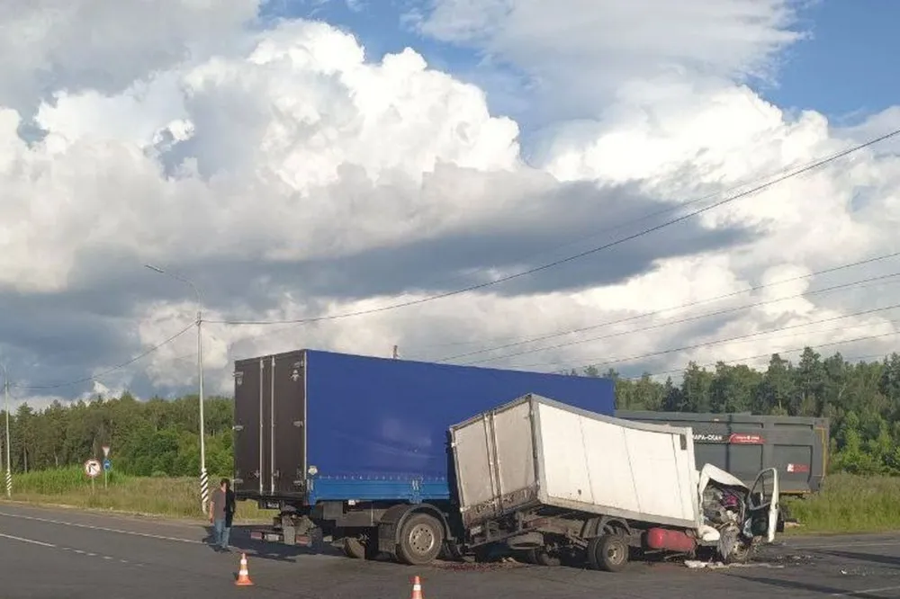 Уголовное дело завели из-за смертельного ДТП с грузовиками в Володарском районе