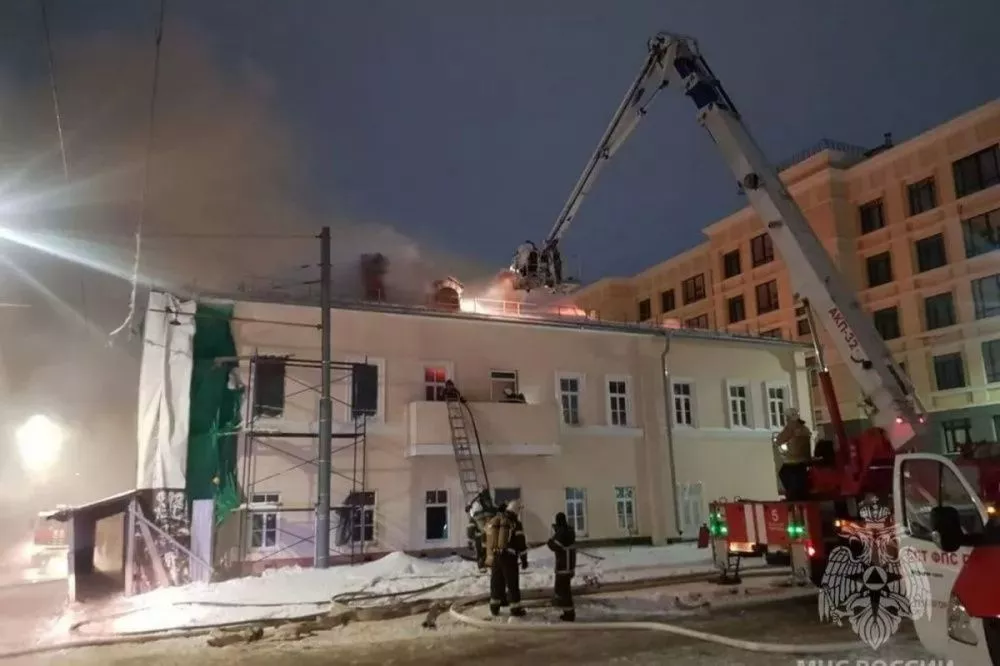 Фото Пожар в доме купца Котельникова в центре Нижнего Новгорода потушен - Новости Живем в Нижнем