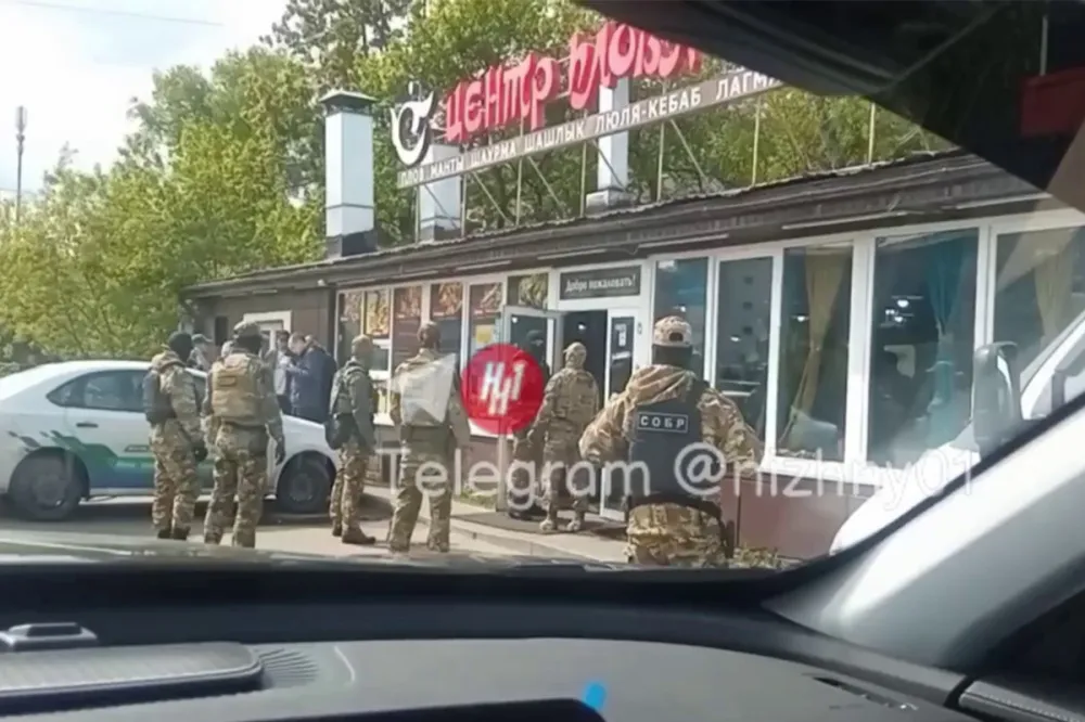 Силовики нагрянули в кафе узбекской кухни в Нижнем Новгороде