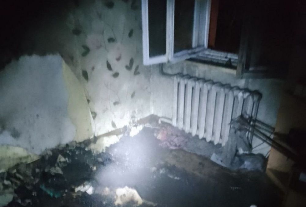 20 человек эвакуировали и одного спасли во время пожара в доме на проспекте Ленина