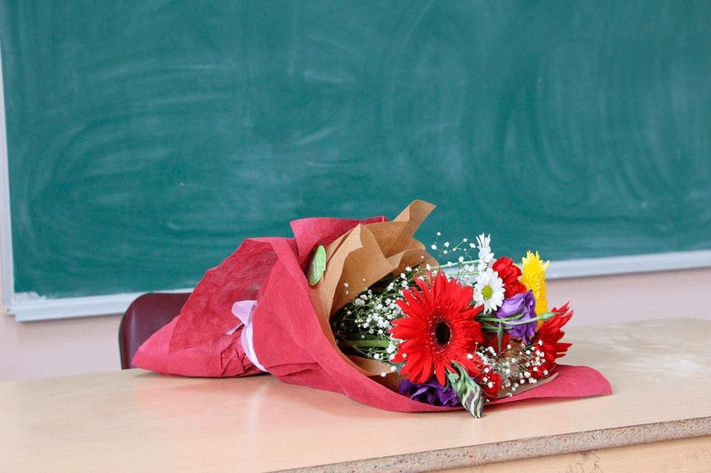 Общешкольные мероприятия на День учителя запретили в Нижегородской области