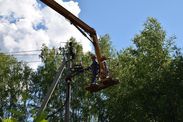 Электроснабжение восстановили после урагана в Нижегородской области