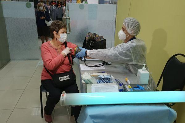 16 тысяч нижегородцев в день прививаются вакциной против COVID-19