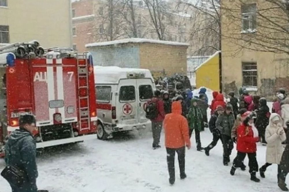 Фото Ректор нижегородского вуза напомнил о правилах эвакуации школьников - Новости Живем в Нижнем
