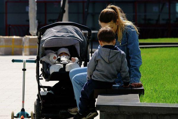 Более 300 млн рублей получит Нижегородская область на выплаты в связи рождением первого ребенка