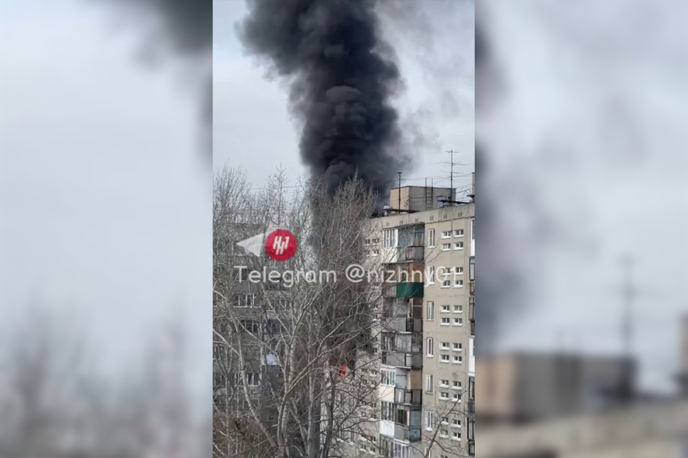 Жителей многоэтажки на улице Фучика эвакуируют из-за пожара 19 марта