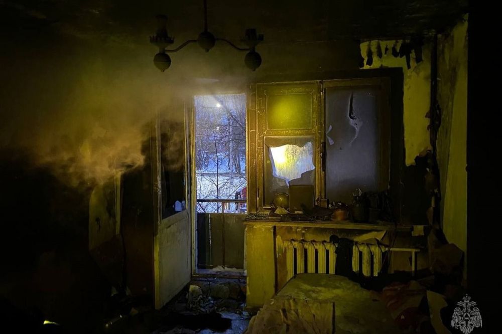 Два человека погибли при пожаре в Автозаводском районе 22 февраля