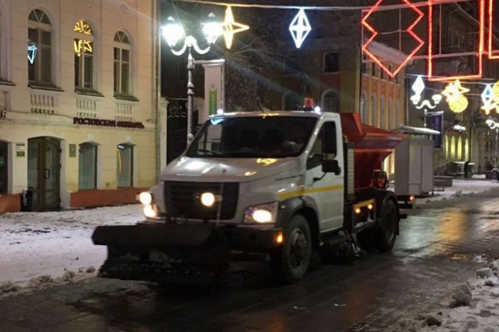 Фото Нижний Новгород увеличивает долю реагентов и соли при обработке дорог - Новости Живем в Нижнем