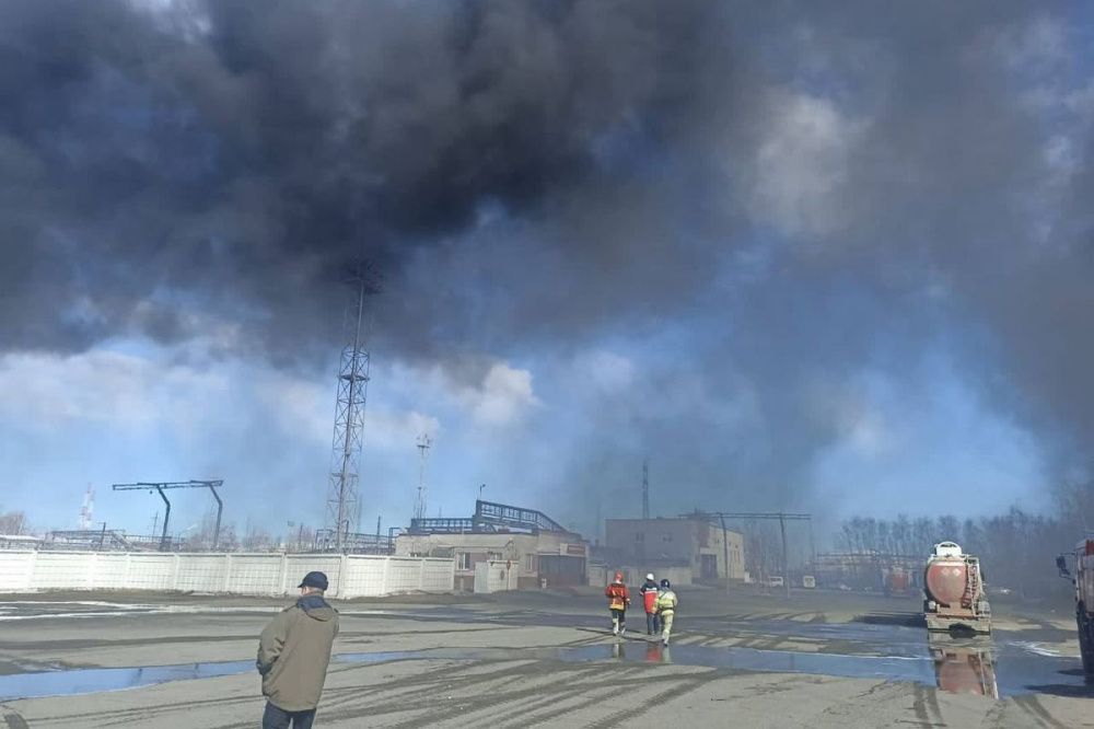 Прокуратура проведет проверку по факту пожара на нефтебазе в Кстовском районе