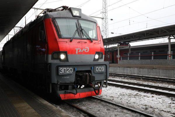 Более 500 дополнительных поездов будут курсировать по России в майские праздники 