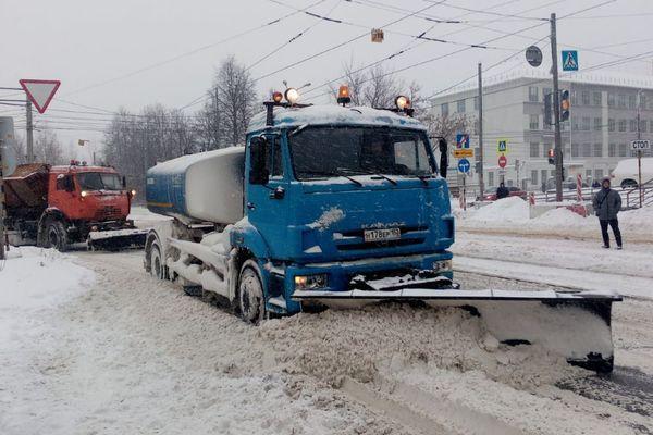 Сильные снегопады стали поводом для введения в Нижнем Новгороде режима повышенной готовности