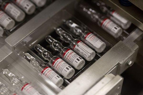 Фото Более 79 тысяч доз вакцины против COVID-19 поступило в Нижегородскую область - Новости Живем в Нижнем