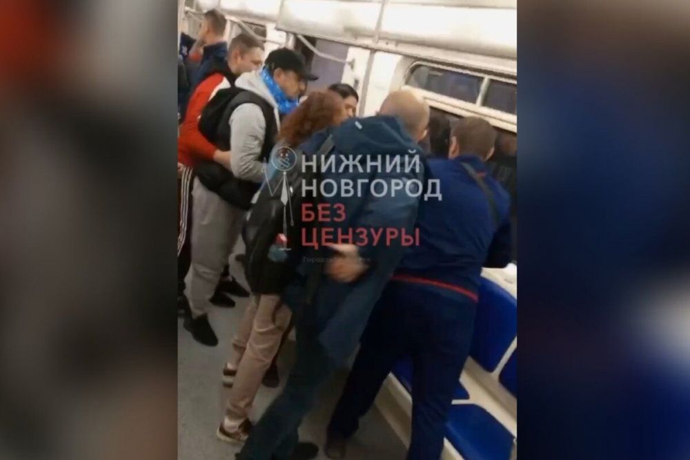 Пассажиры устроили драку в нижегородском метрополитене