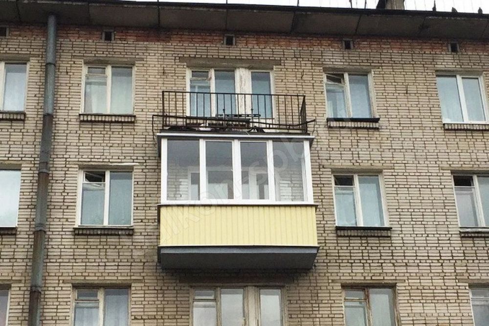 Штрафы за остекленные балконы начнут выписывать в России с марта 2022 года