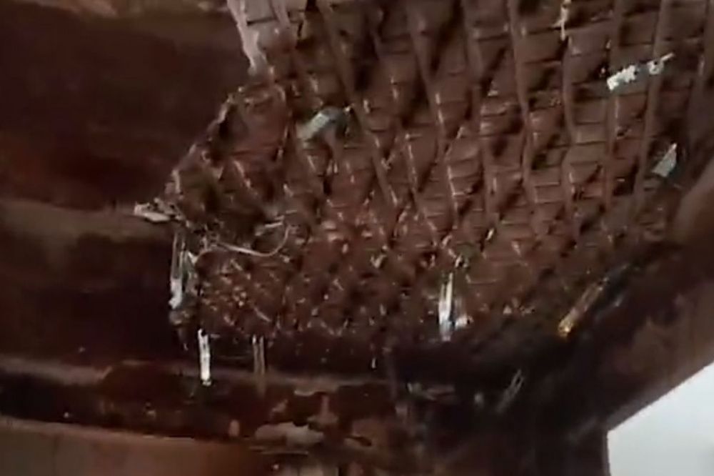 Потолок рухнул в квартире многодетной матери в Дзержинске