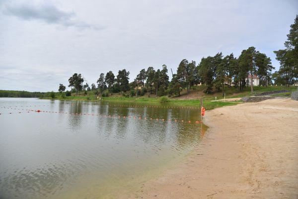 Пляж на озере Святом открыли в Дзержинске