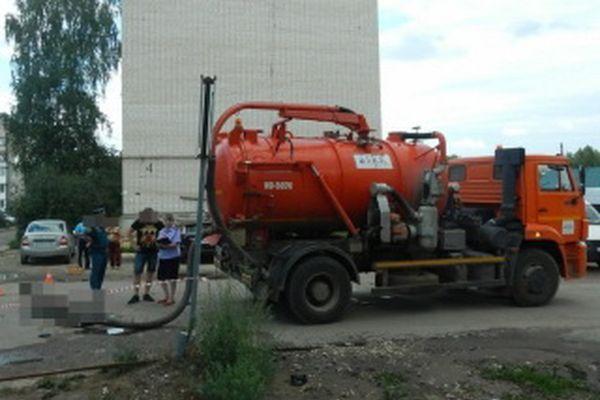 Уголовное дело возбудили из-за гибели двух рабочих в канализационном колодце в Балахнинском районе