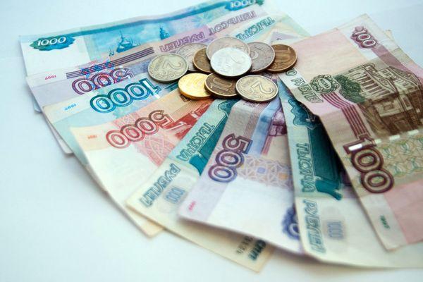 Выплата в 200 рублей за каждого привитого утверждена для врачей в России