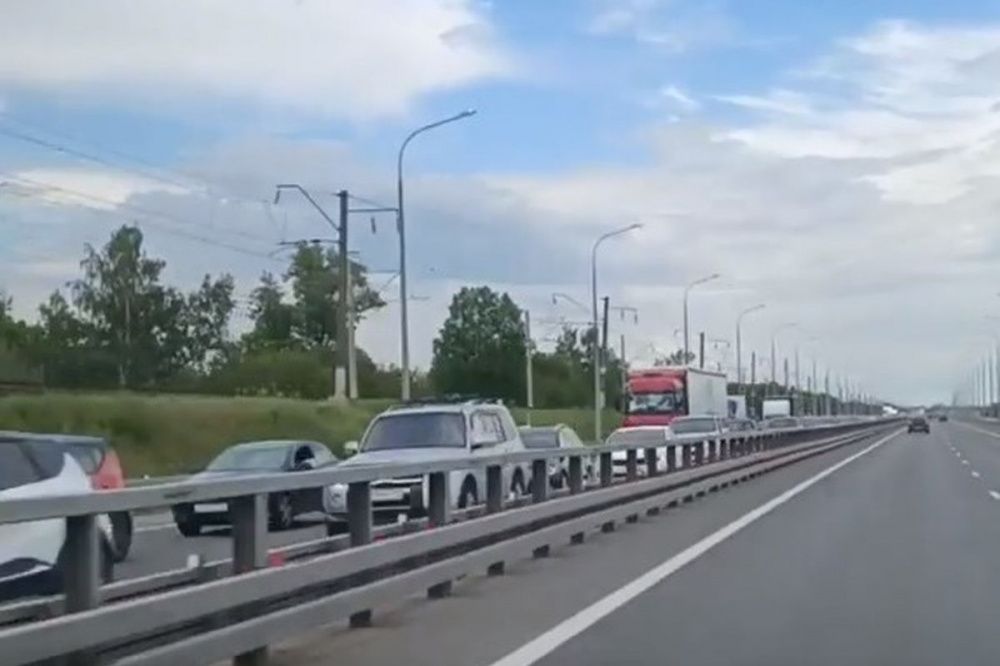 Фото Огромная пробка снова образовалась на Борском мосту 5 июня - Новости Живем в Нижнем