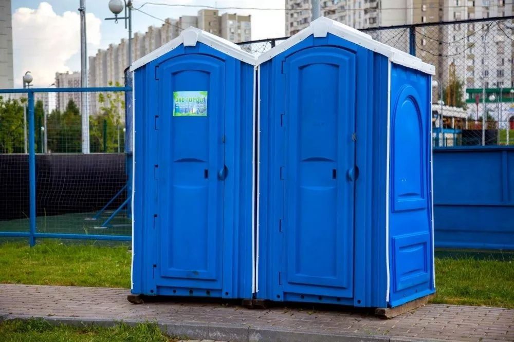 Нижегородцы пожаловались Никитину на неработающие туалеты в общественных местах