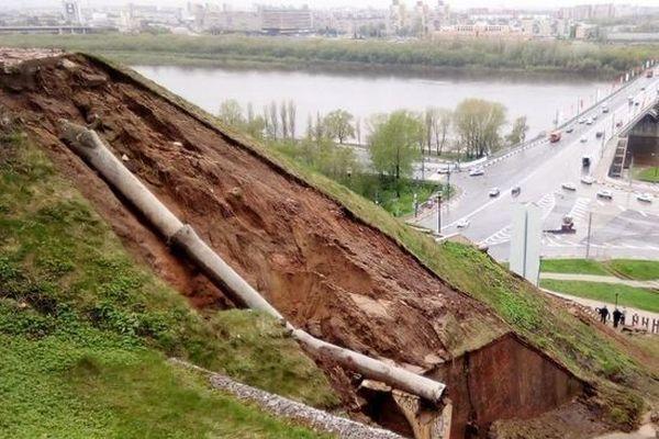 Более 3 млн рублей планируют потратить на укрепление склона на улице Рождественской 