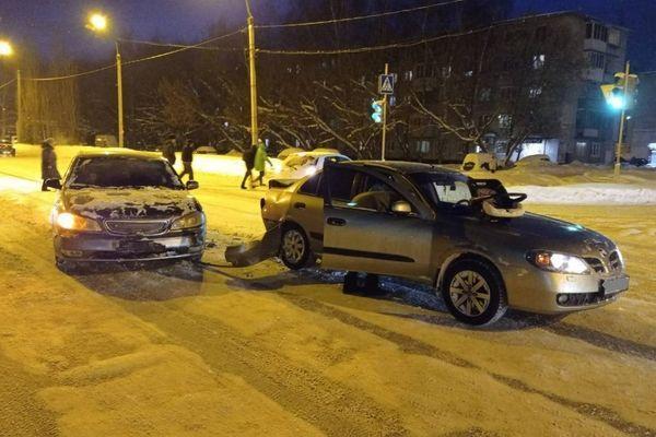 Скрывшегося с места ДТП водителя разыскивают в Нижнем Новгороде