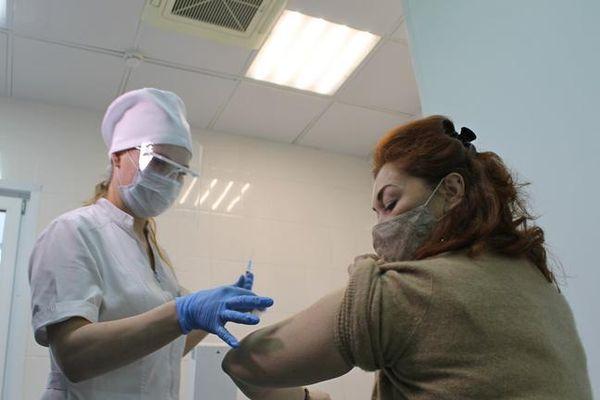 Фото Нижегородцы смогут прививаться от коронавируса в мобильных пунктах при ТЦ - Новости Живем в Нижнем