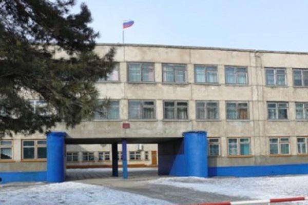  Сотрудники УФСБ нагрянули к школьнице в Спасском районе